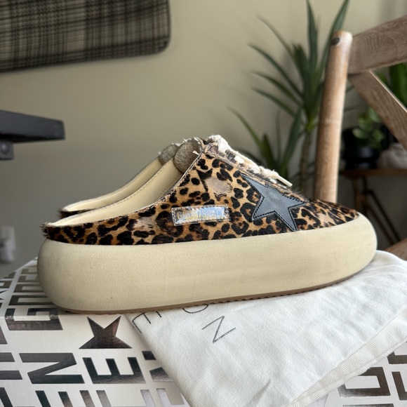 Golden goose Space-Star Sabot in leopard print pony skin with black star - Picture 8 of 13